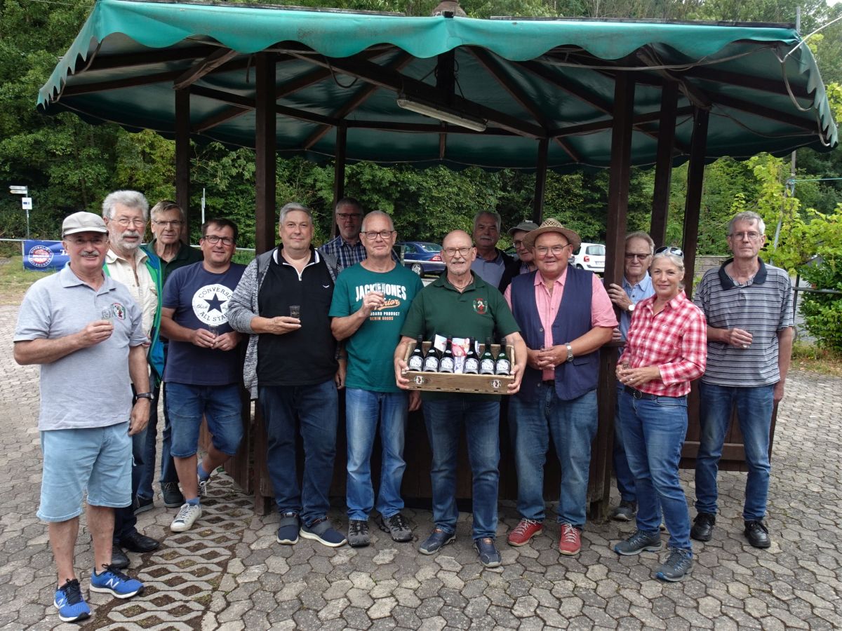 Runder Geburtstag von Razejung Wolfgang