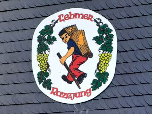 Neues Razejungeschild